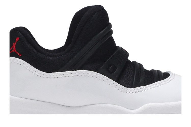 jordan-11-retro-little-flex-td-black-bq7102-010_01