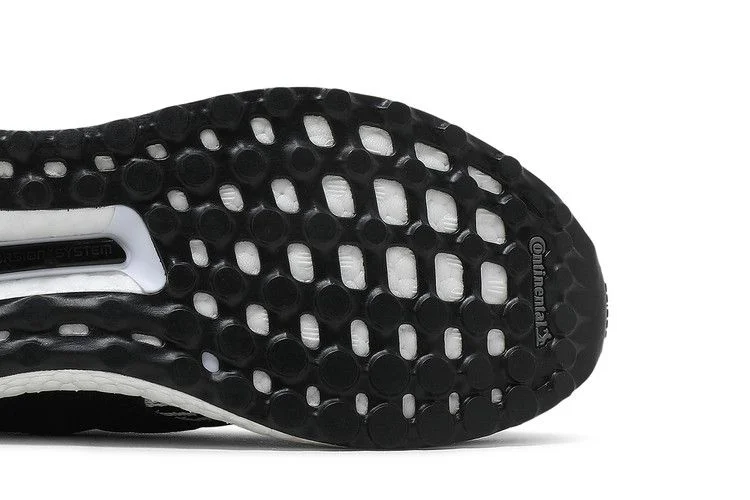 Krossovki-adidas-UltraBoost-5.0-DNA-J-Oreo-4