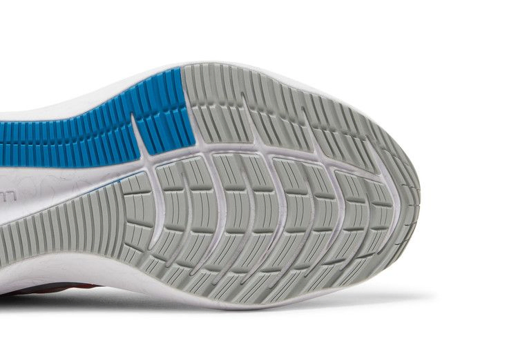 Кроссовки Nike Winflo 8 'Wolf Grey Bright Crimson'