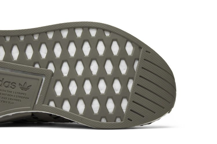 Кроссовки adidas NMD_R2 Primeknit 'Trace Cargo'