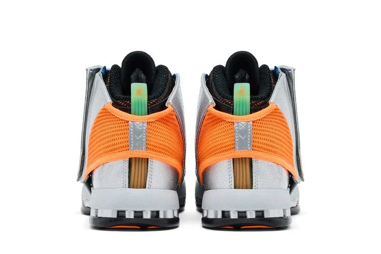 Krossovki-Free-The-Youth-x-Air-Jordan-16-Retro-OG-Metallic-Silver-5