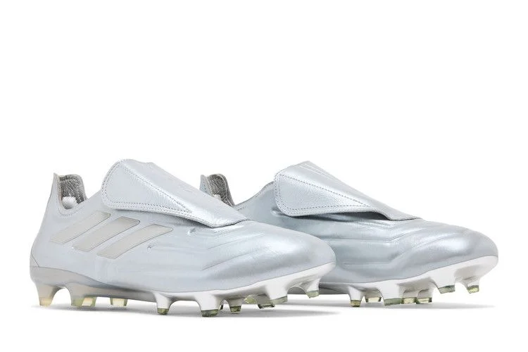 Krossovki-Prada-x-adidas-Copa-Pure-Luxury.1-FG-Silver-Metallic-7