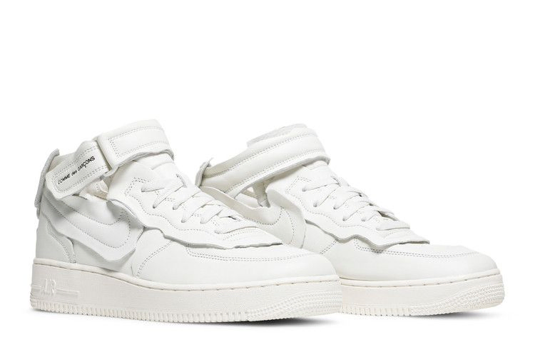 comme-des-garcons-x-air-force-1-mid-triple-white-dc3601-100_07