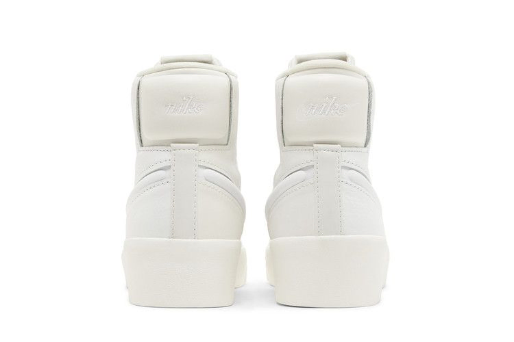 Кроссовки Nike Wmns Blazer Mid Victory 'Summit White Light Cream'