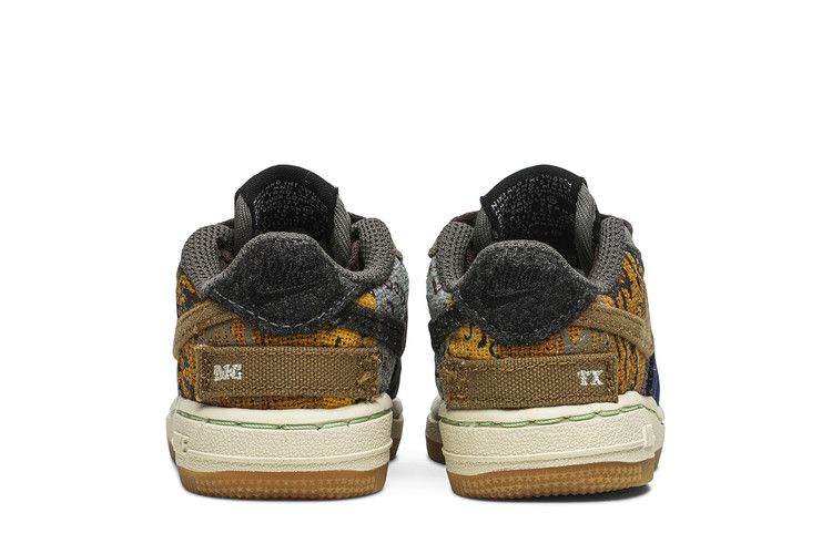 travis-scott-x-air-force-1-low-td-cactus-jack-ct0911-900_05
