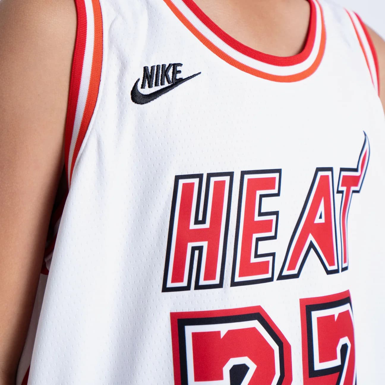 2022-23-Miami-Heat-Jimmy-Butler-22-Youth-Swingman-Classic-Edition-White-Jersey-2