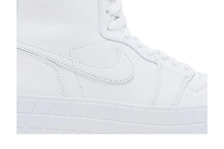 Krossovki-Wmns-Air-Jordan-1-High-Brooklyn-Triple-White-1