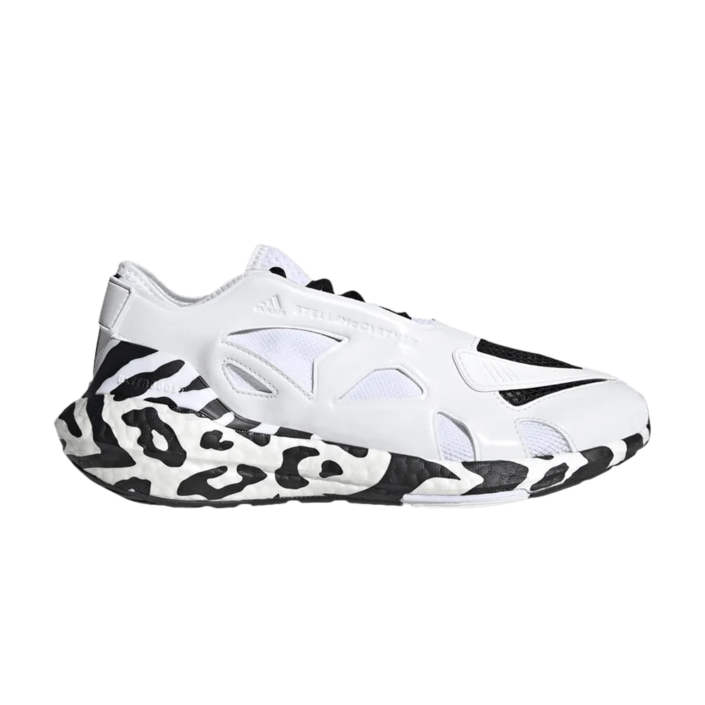Krossovki-Stella-McCartney-x-adidas-Wmns-UltraBoost-22-Zebra-Sample