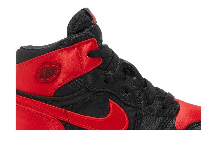 Кроссовки Air Jordan 1 Retro High OG TD 'Satin Bred' 2023