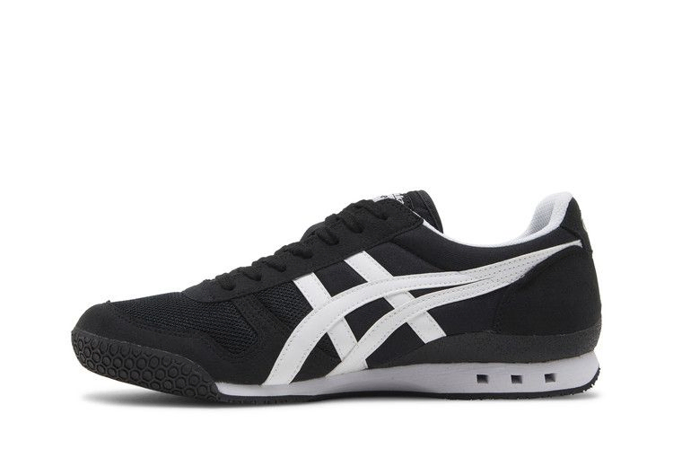Кроссовки ASICS Ultimate 81 'Black White'