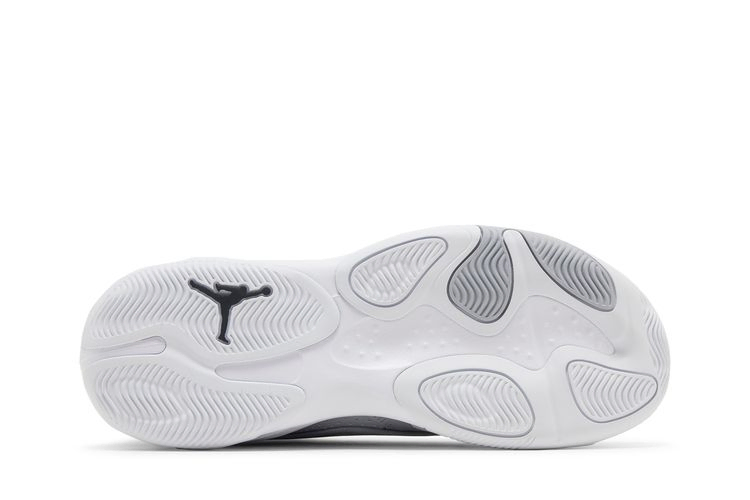 jordan-max-aura-4-wolf-grey-dn3687-005_03