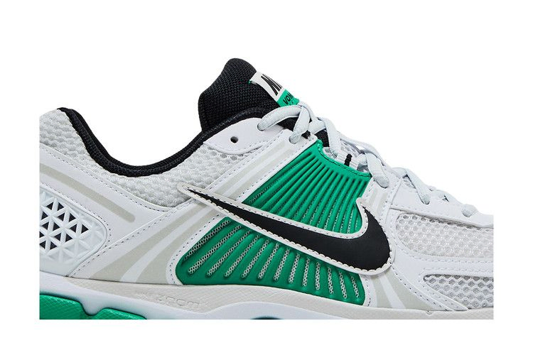 wmns-air-zoom-vomero-5-white-stadium-green-fj2028-102_01