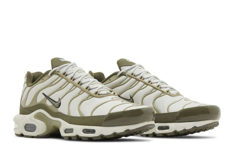 air-max-plus-light-bone-neutral-olive-fb9722-002_07