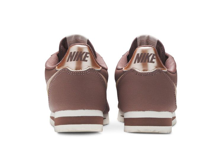 wmns-classic-cortez-leather-particle-beige-av4618-200_05