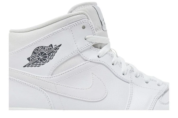 Кроссовки Air Jordan 1 Mid 'White Cool Grey'