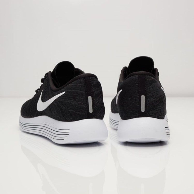 lunarepic-low-flyknit-843764-002_02