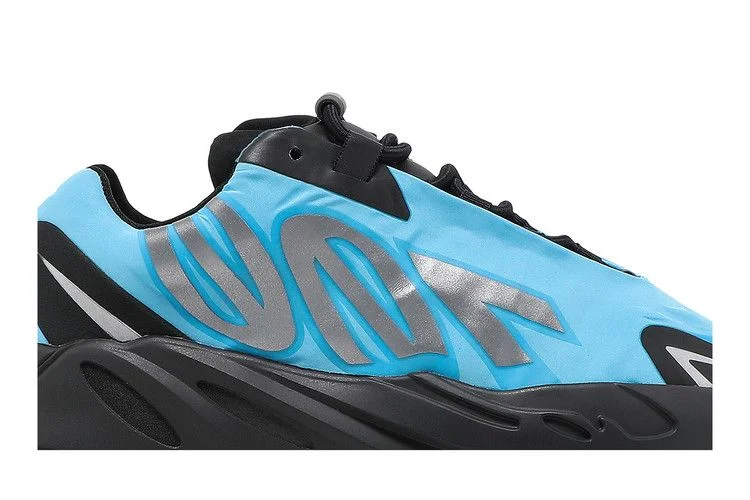 Кроссовки adidas Men's Yeezy Boost 700 MNVN 'Bright Cyan'
