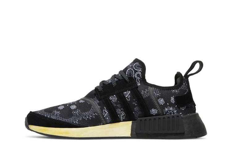Кроссовки Neighborhood x adidas NMD_R1 'Black Paisley Bandana'