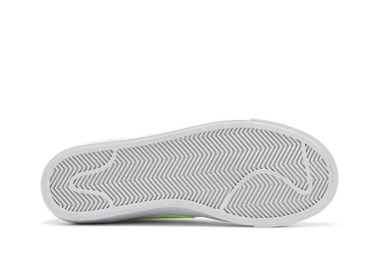 Кроссовки Nike Wmns Blazer Mid '77 Essential 'White Volt'