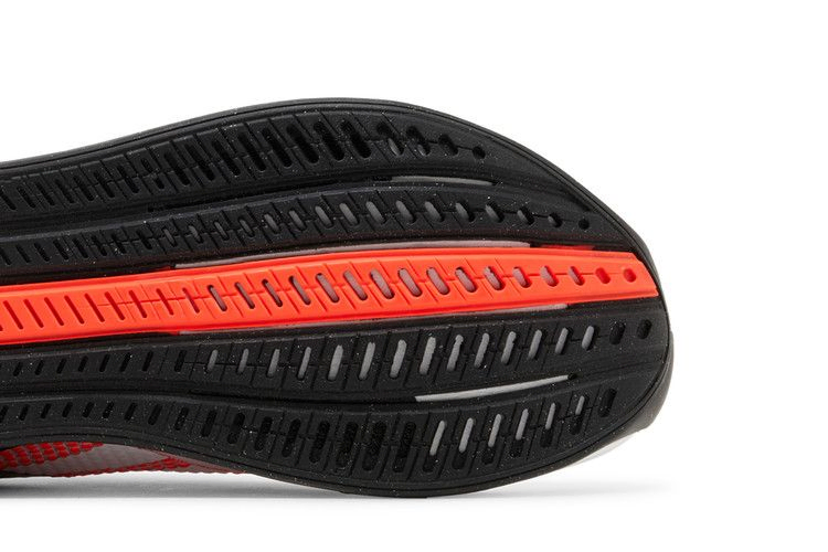 nano-x4-black-orange-flare-100074684_04