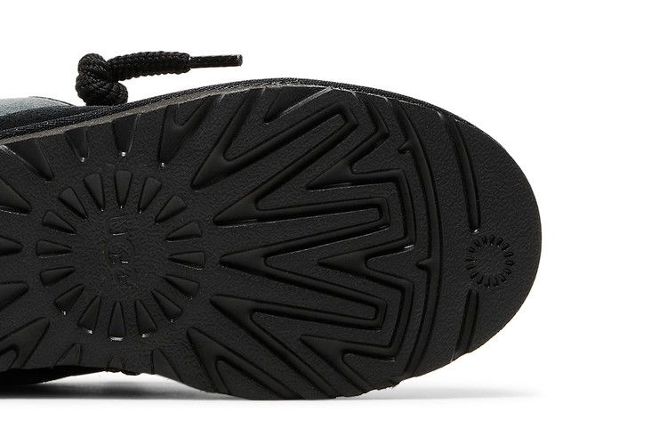 wmns-lowmel-spring-rainstorm-1152759-rns_04