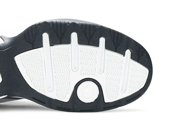 Кроссовки Nike Air Monarch IV 4E Wide