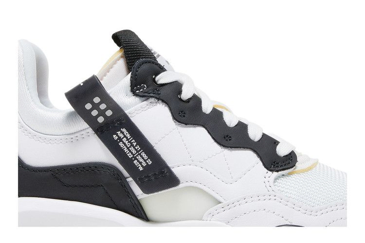 Кроссовки Air Jordan MA2 GS 'Light Smoke Grey University Red'