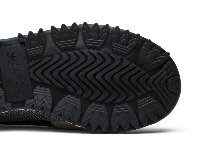 Кроссовки Alexander Wang x adidas Reissue Run 'Solar Red'