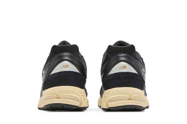 Кроссовки New Balance 2002R 'Leather Pack - Vintage Black'
