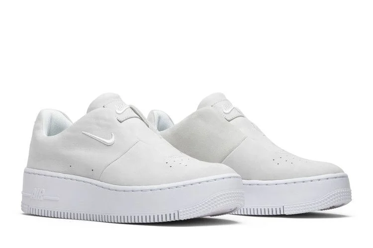 Krossovki-Nike-Wmns-Air-Force-1-Sage-XX-The-1-Reimagined-7