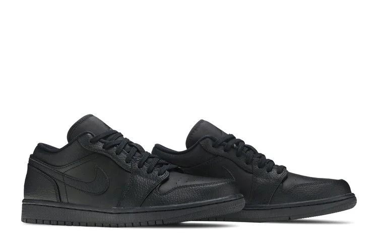 Krossovki-Air-Jordan-1-Low-Triple-Black-7