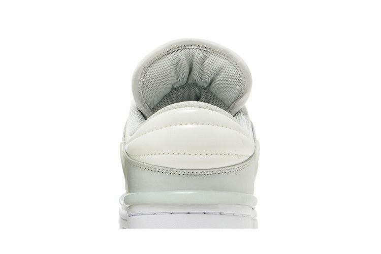 Кроссовки Nike Wmns Dunk Low Twist 'Light Silver'
