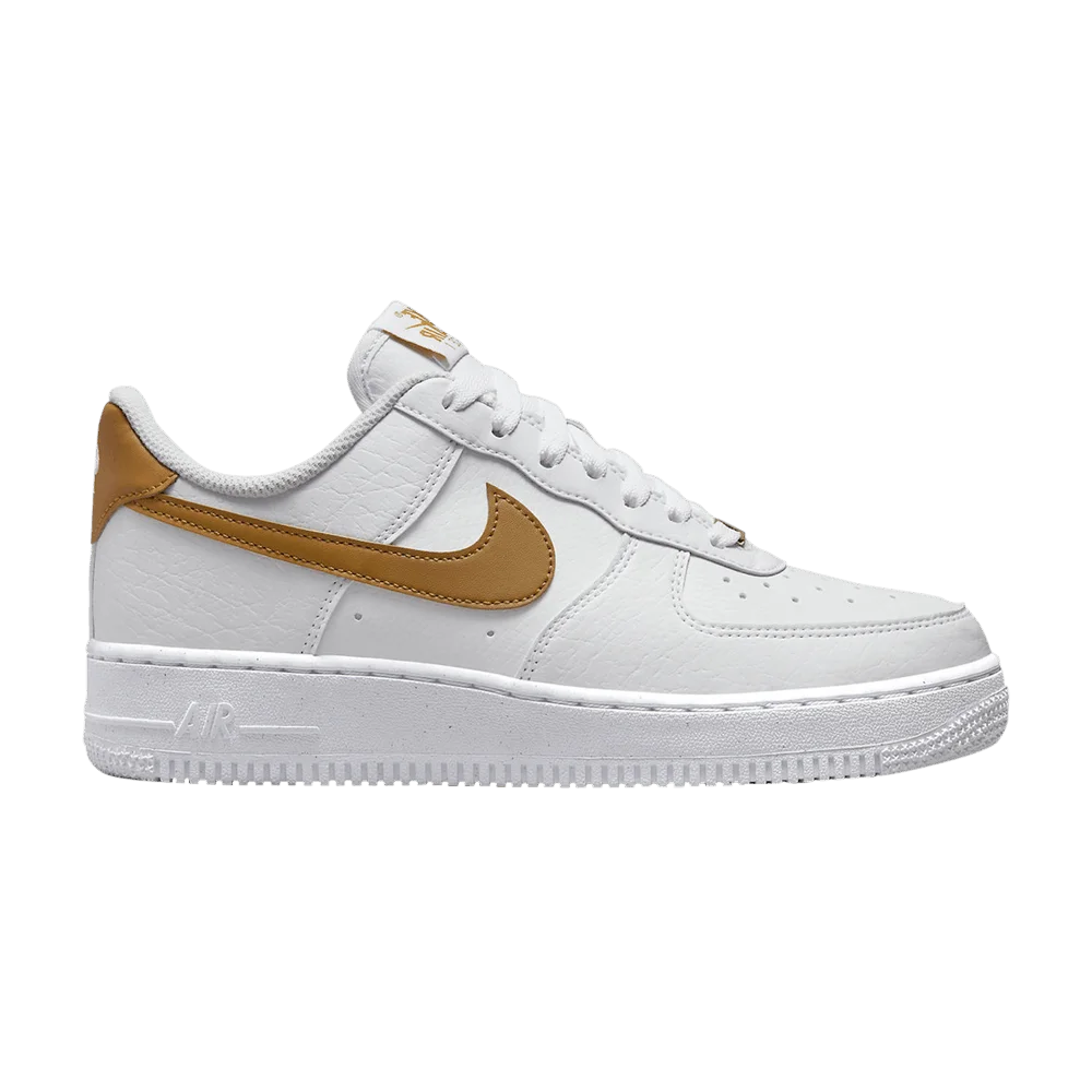Krossovki-Nike-Wmns-Air-Force-1-07-Next-Nature-White-Gold-Suede