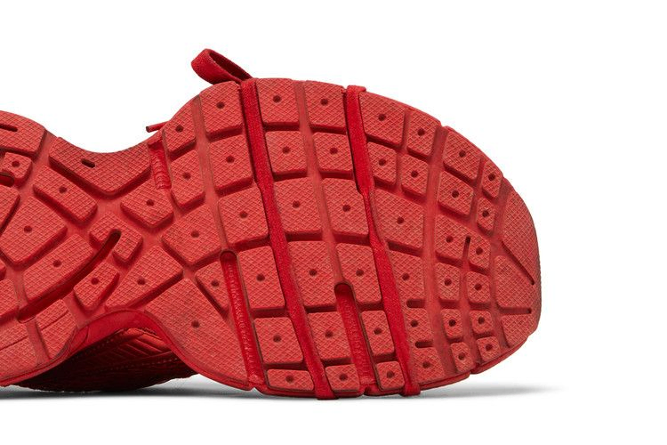 Кроссовки Balenciaga 3XL Sneaker 'Worn-Out - Red'