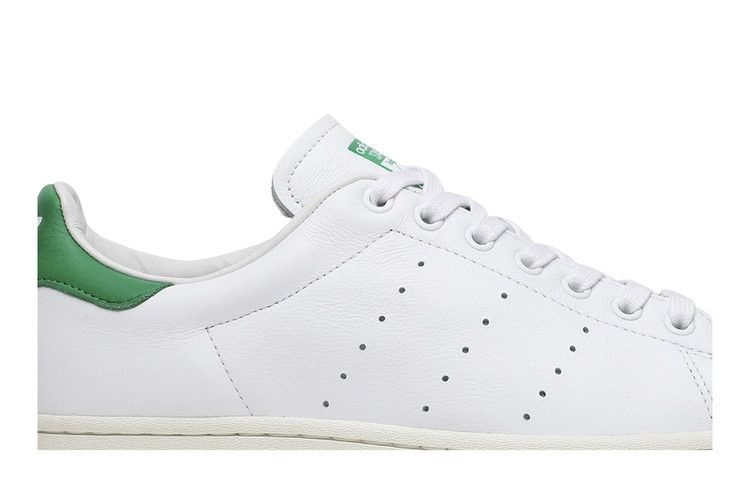 superstan-cloud-white-fw9328_01