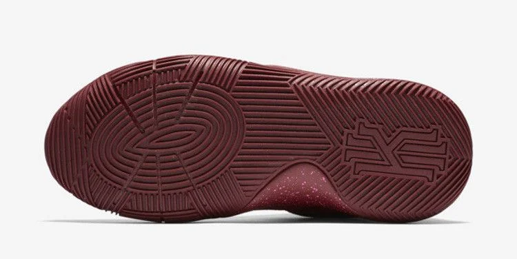 Krossovki-Nike-Kyrie-2-Red-Velvet-4