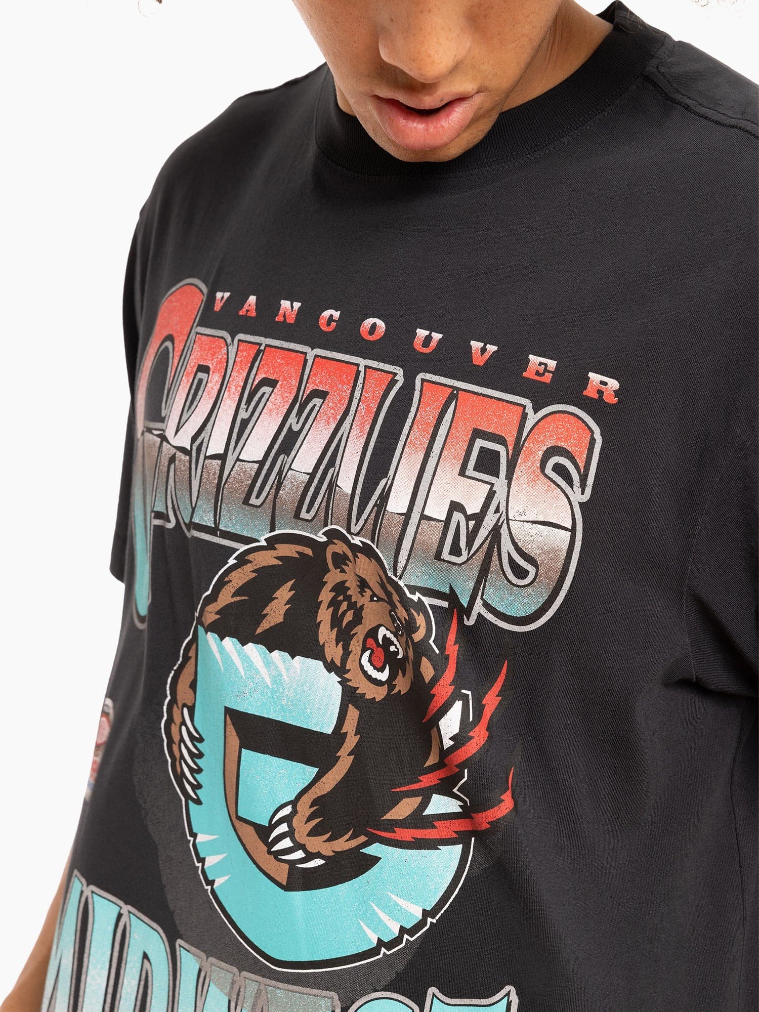 Футболка Mitchell & Ness Vancouver Grizzlies Metallic Vintage T-Shirt