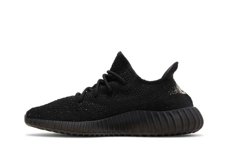 Кроссовки adidas Yeezy Boost 350 V2 'Oreo'