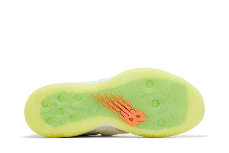 Кроссовки New Balance Lindor 2 Pre-Game 'Optic White Cosmic Pineapple'