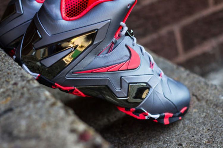 Кроссовки Nike LeBron 11 Elite 'Team'