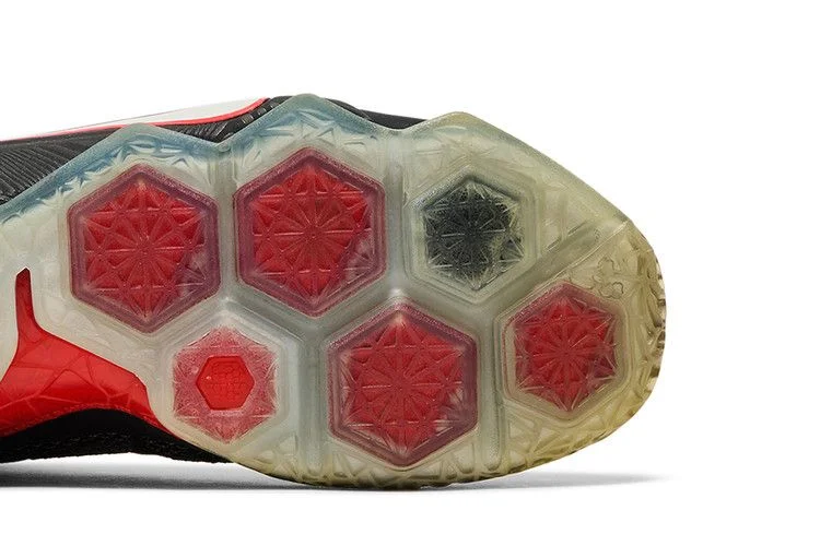 Кроссовки Nike LeBron 12 'Court Vision'