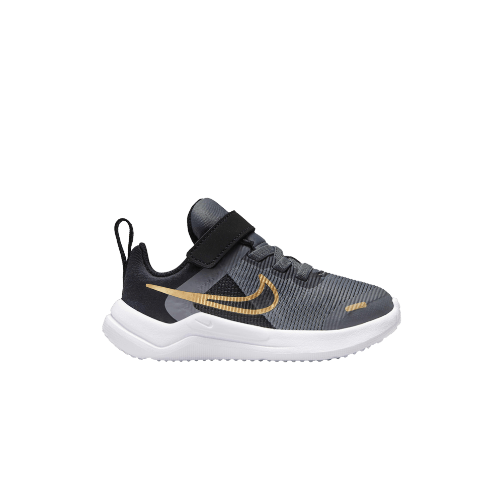 Кроссовки Nike Downshifter 12 Next Nature TD 'Grey Metallic Gold'