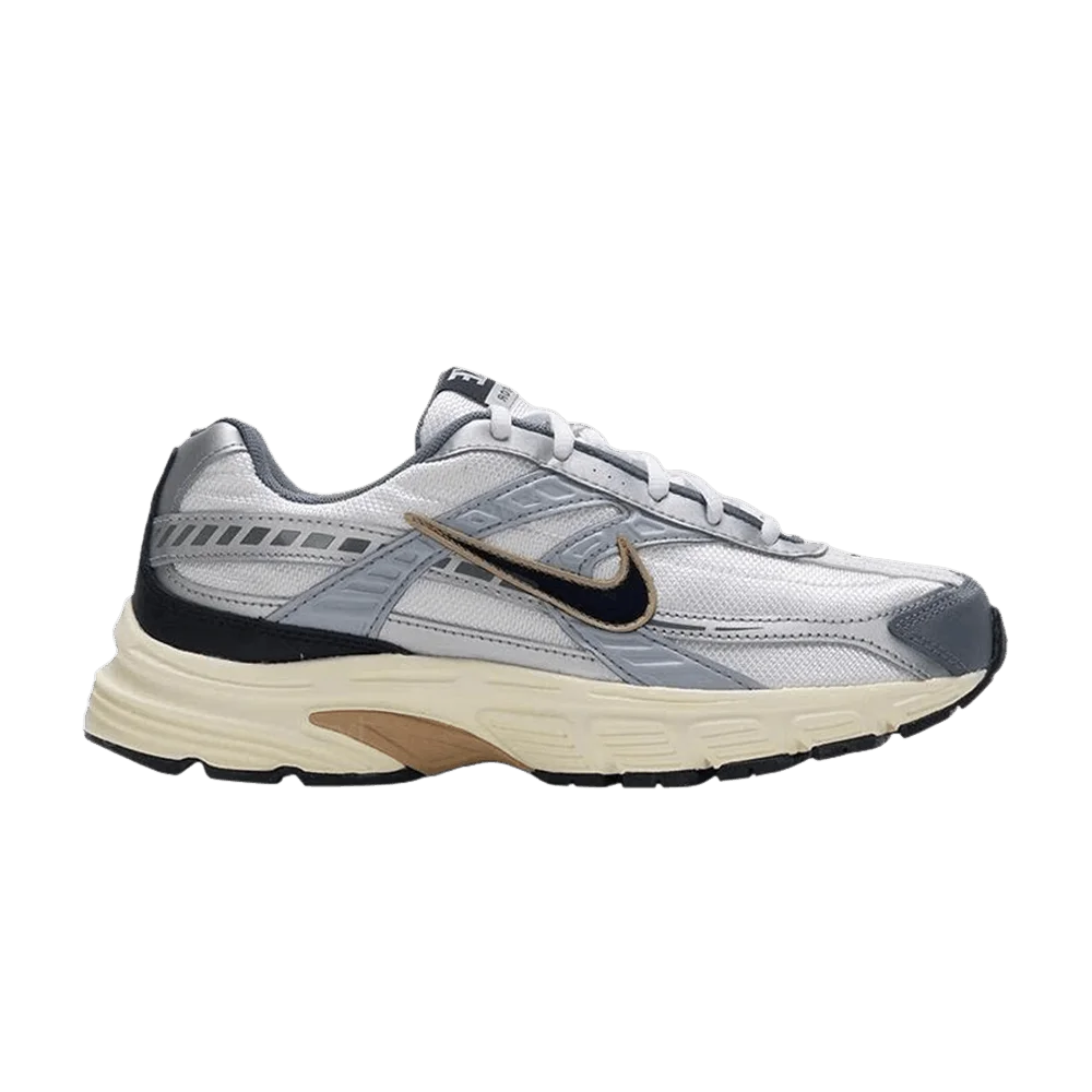 Krossovki-Nike-Initiator-Summit-White-Black