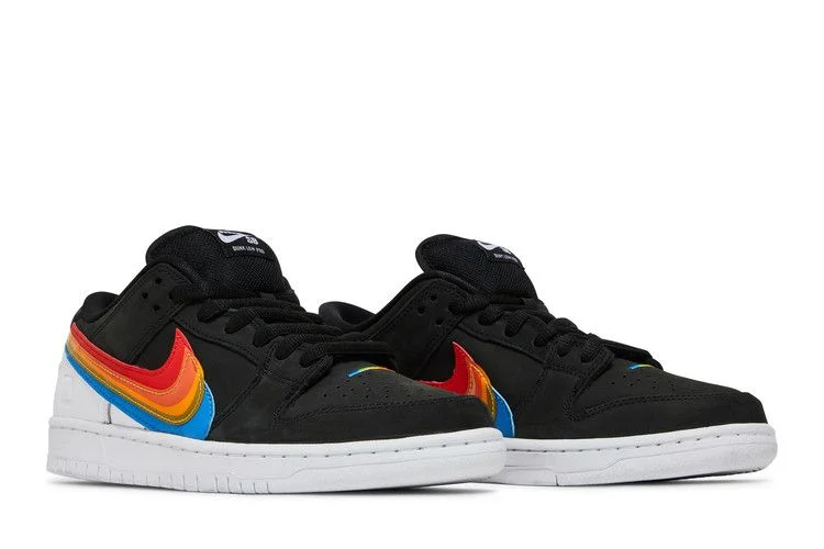 Krossovki-Polaroid-x-Nike-Dunk-Low-SB-7