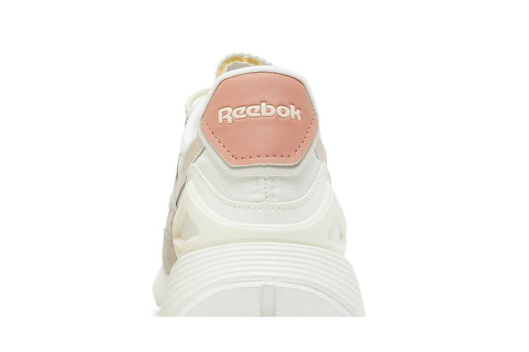 wmns-reebok-classic-legacy-az-soft-ecru-gz1535_06
