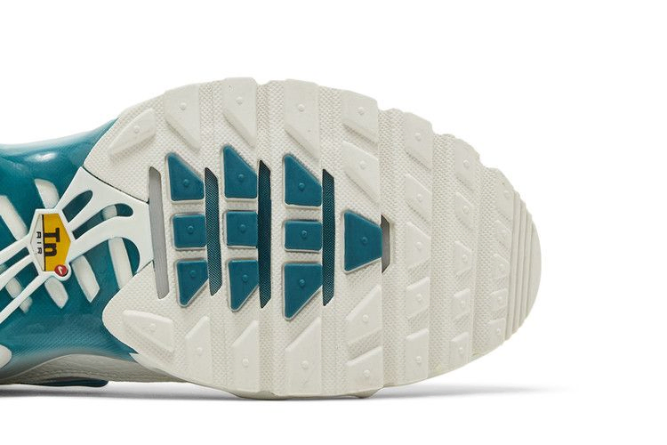 Кроссовки Nike Wmns Air Max Plus 'White Bright Spruce'