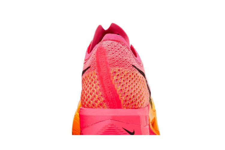 Кроссовки Nike ZoomX VaporFly Next% 3 'Hyper Pink'