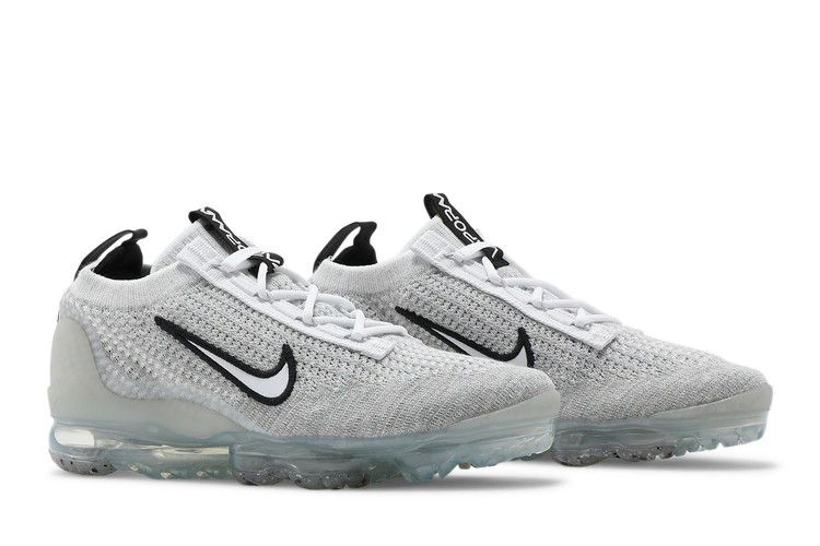 air-vapormax-2021-flyknit-gs-white-metallic-silver-db1550-100_07