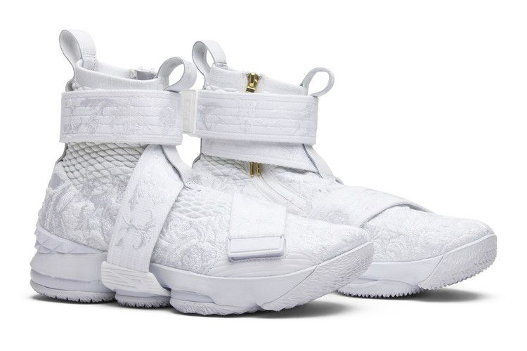 kith-x-lebron-lifestyle-15-chapter-2-d9b8c734-58d0-4c11-a9a7-e3519dfb126f_07