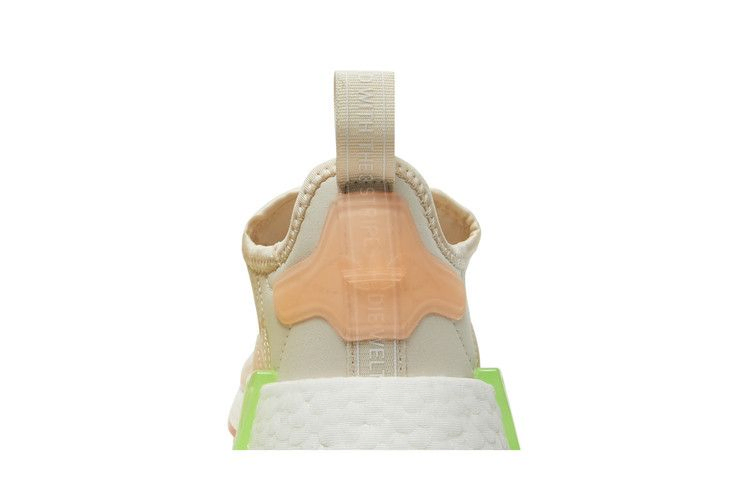 wmns-nmd_r1-wonder-white-signal-green-gz9281_06